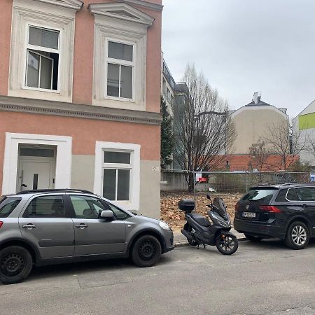 شقة Modern Flat With Parking Space فيينا المظهر الخارجي الصورة