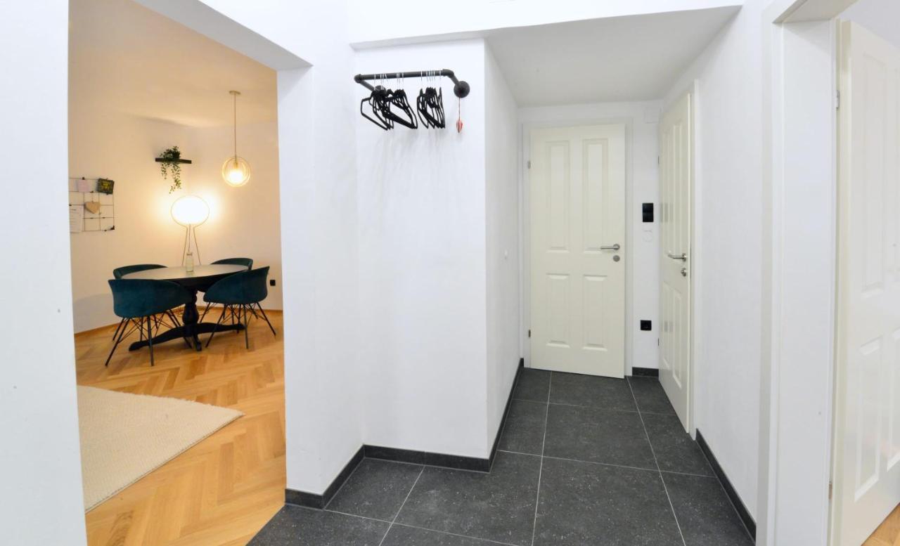 شقة Modern Flat With Parking Space فيينا المظهر الخارجي الصورة