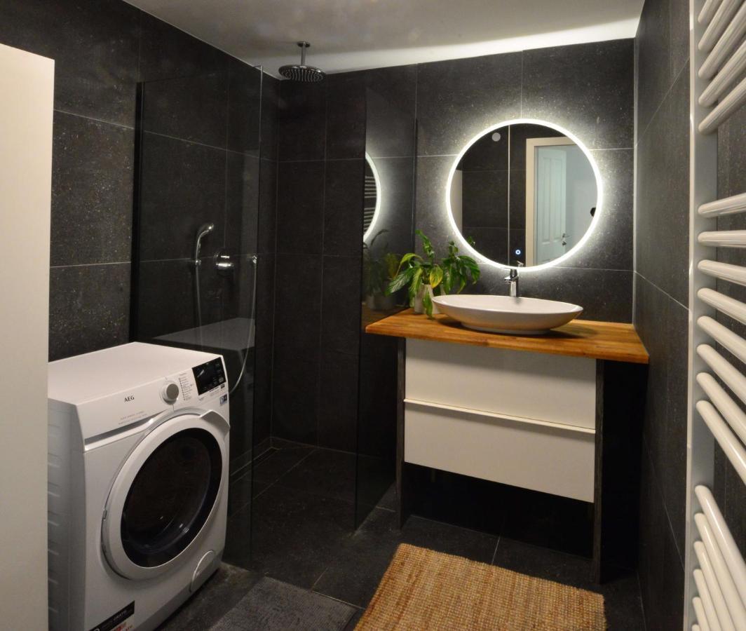 شقة Modern Flat With Parking Space فيينا المظهر الخارجي الصورة